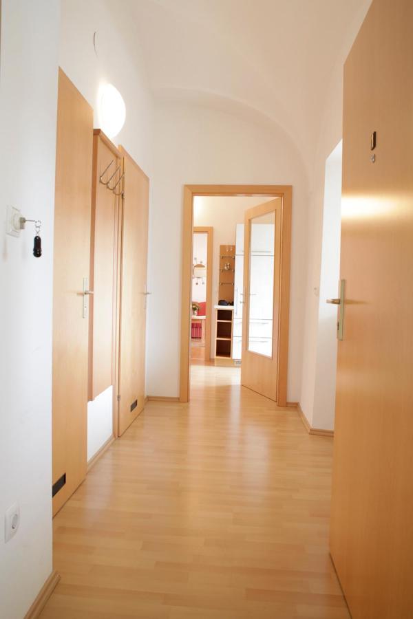 Raiffeisenhof Appartements Ehrenhausen Exterior photo