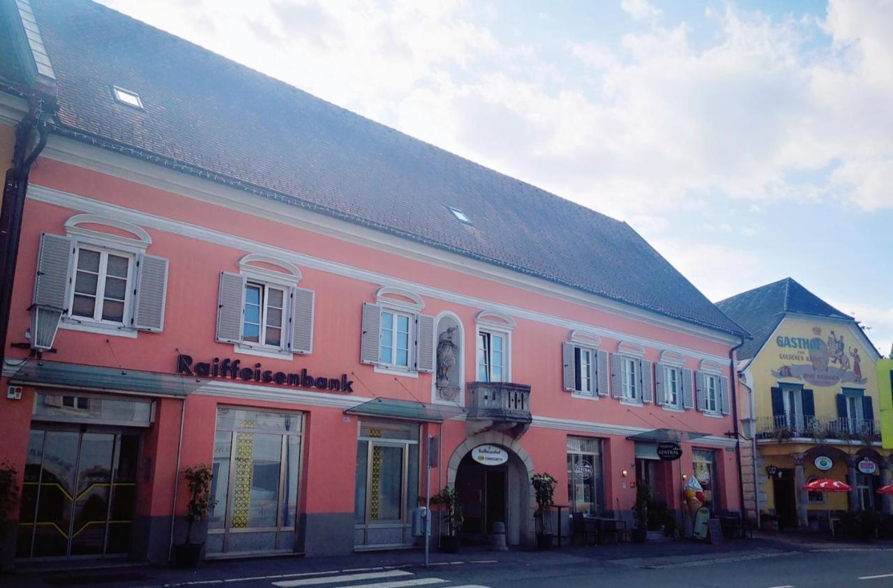 Raiffeisenhof Appartements Ehrenhausen Exterior photo
